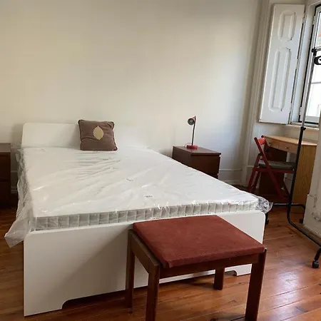 Quelhas Apartment Lisbon
